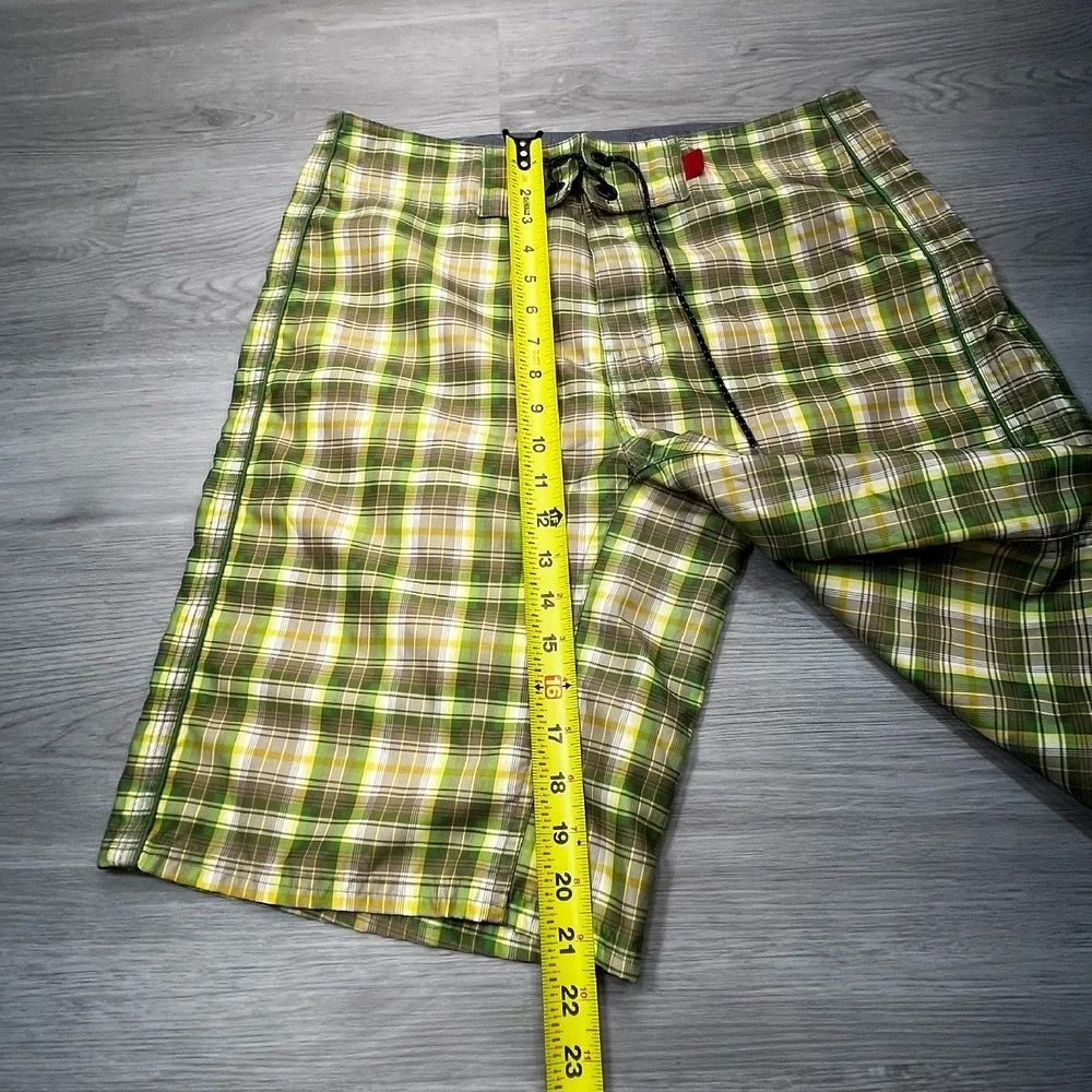 The North Face Quick Dry‎ Mens Board Shorts Size 32 Plaid Green Yellow